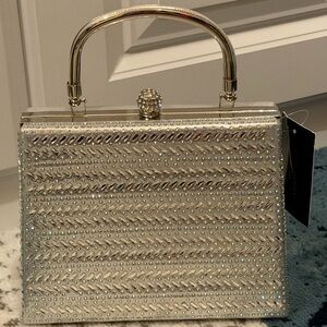 D’Margeaux New York Silver Rhinestone Evening Bag Hard Case Clutch NWT